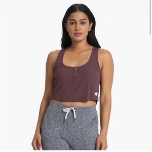 Vuori Cove Crop Top NWT (One Black and One Chestnut)